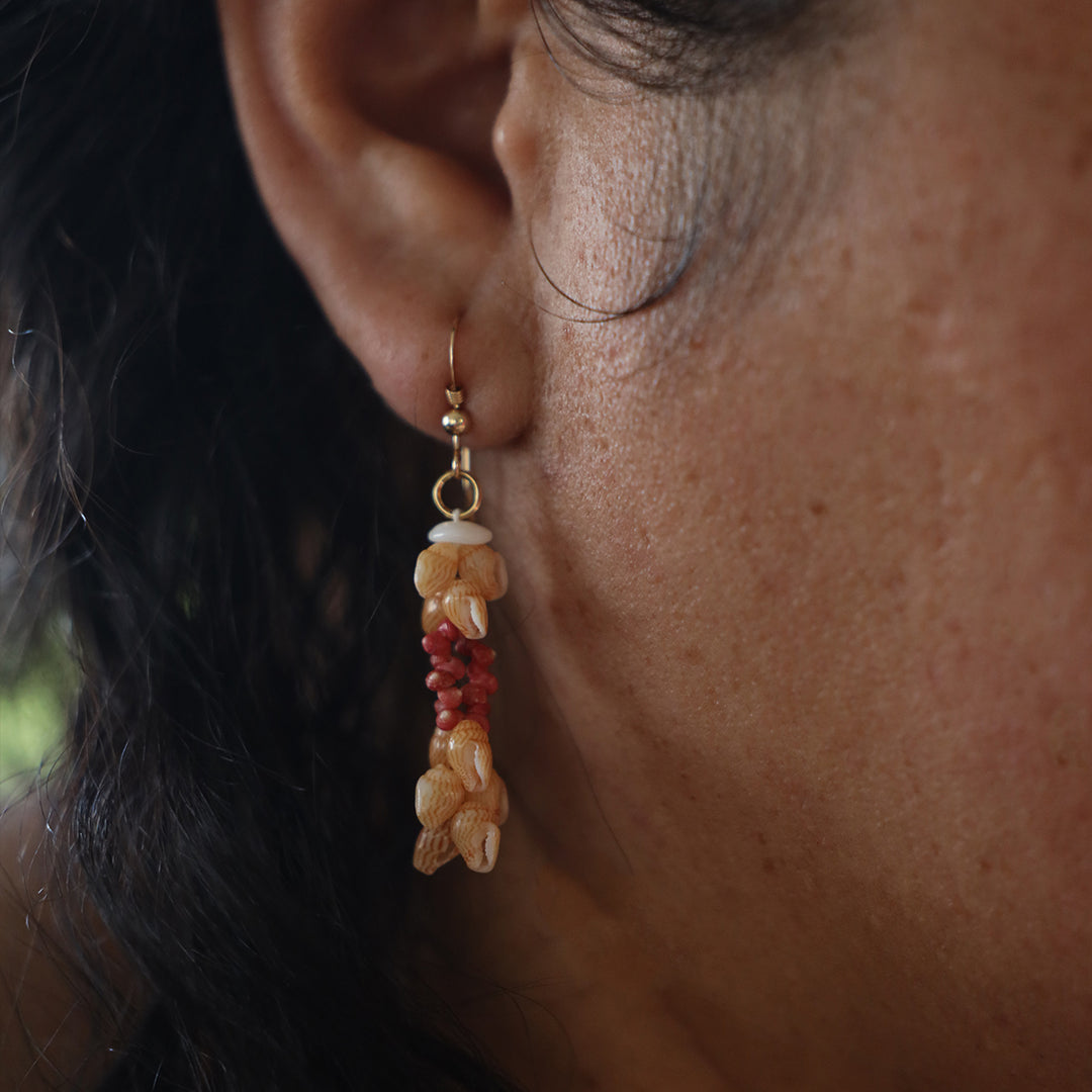1.25" Niʻihau Shell Earring | Kipona*