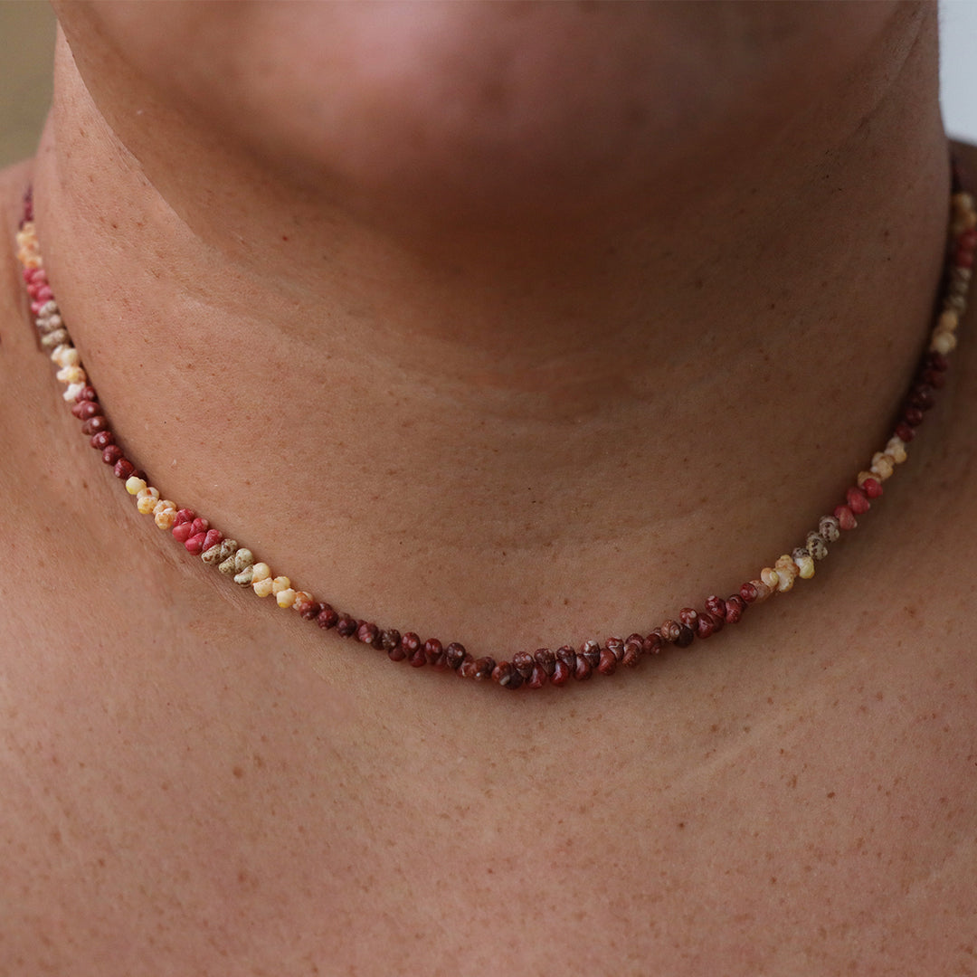 18.5" Niʻihau Shell Lei | Kui Pololei