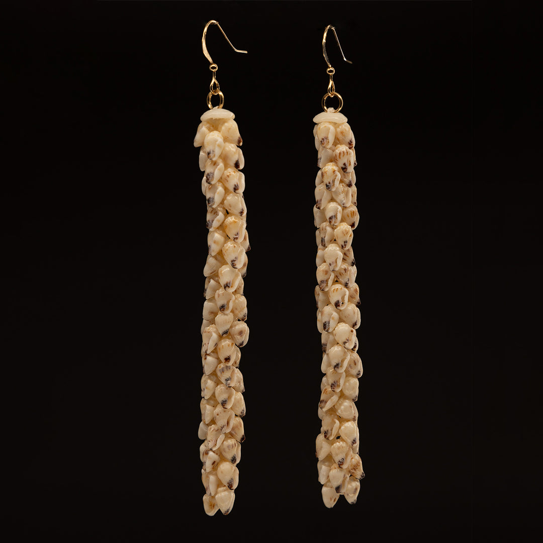 3.5" Niʻihau Shell Earring | Momi | Poepoe Pahā