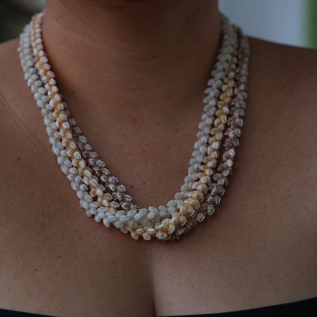 24" Niʻihau Shell Lei | 3 Strand| Momi