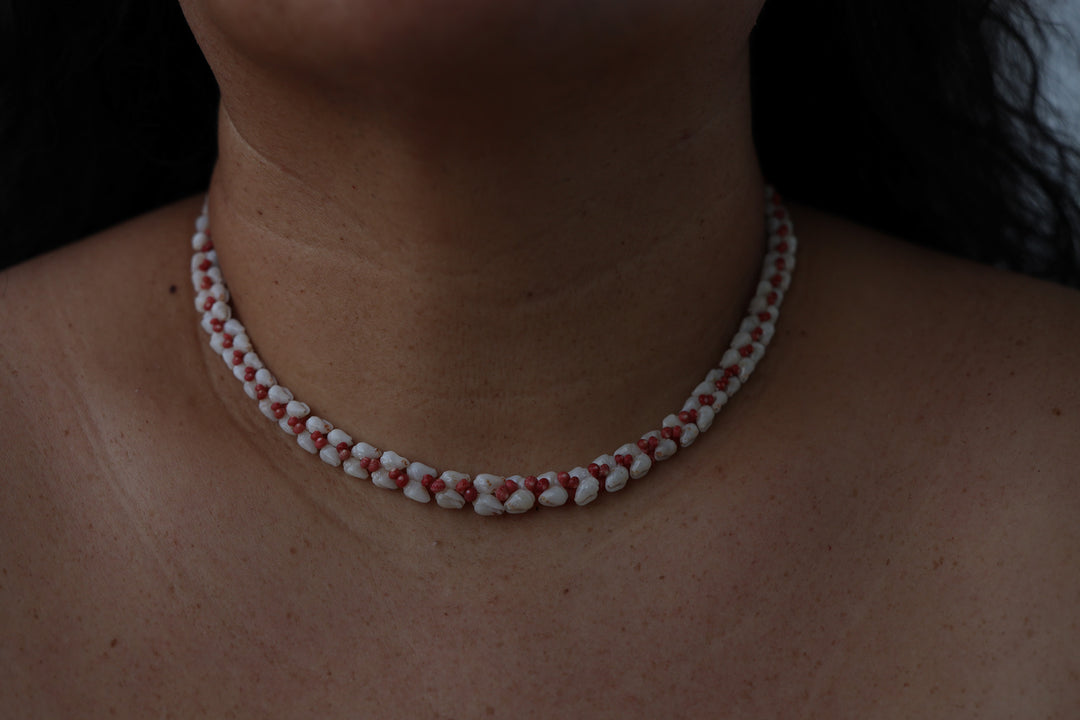 18.75" Niʻihau Shell Lei | Helekonia Style
