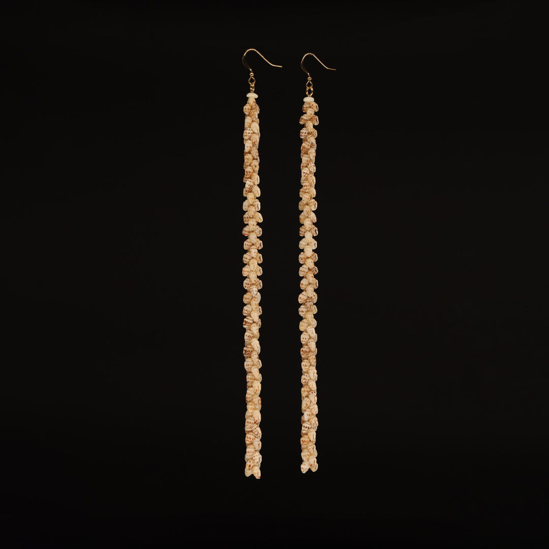 7.25" Niʻihau Shell Earring | Momi | Pīkake