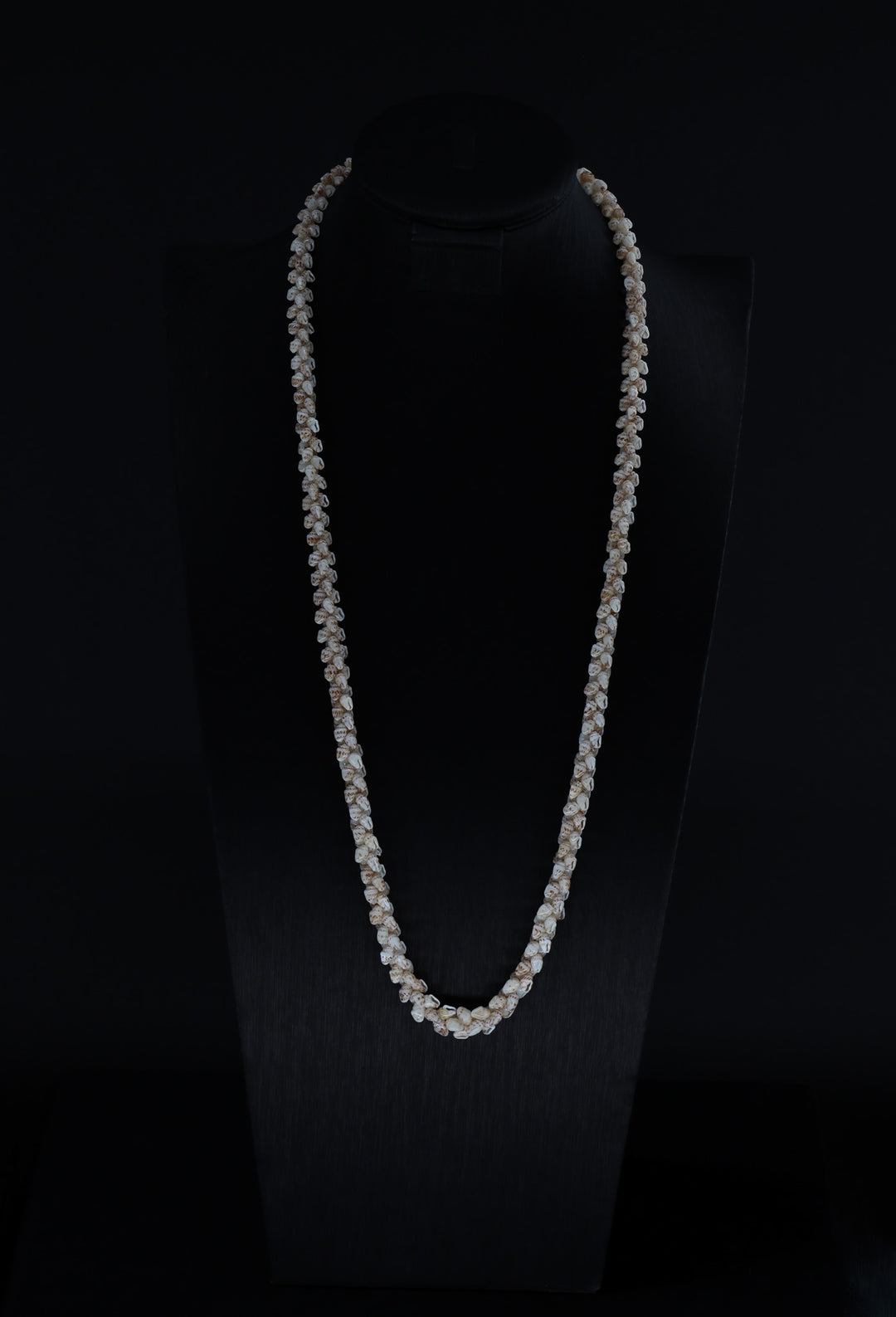 30" Niʻihau Shell Lei | Pikake Style